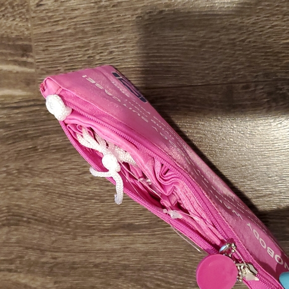 💕 Macbeth Collection Jet Set Wet Bikini Essential Beach and Pool Bag - New - Picture 7 of 8